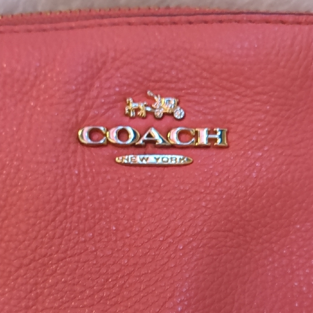 🔥HOTT💖 - Coach Pink Ava Pebble 2- Way Leather Tote🔥 - Picture 2 of 16